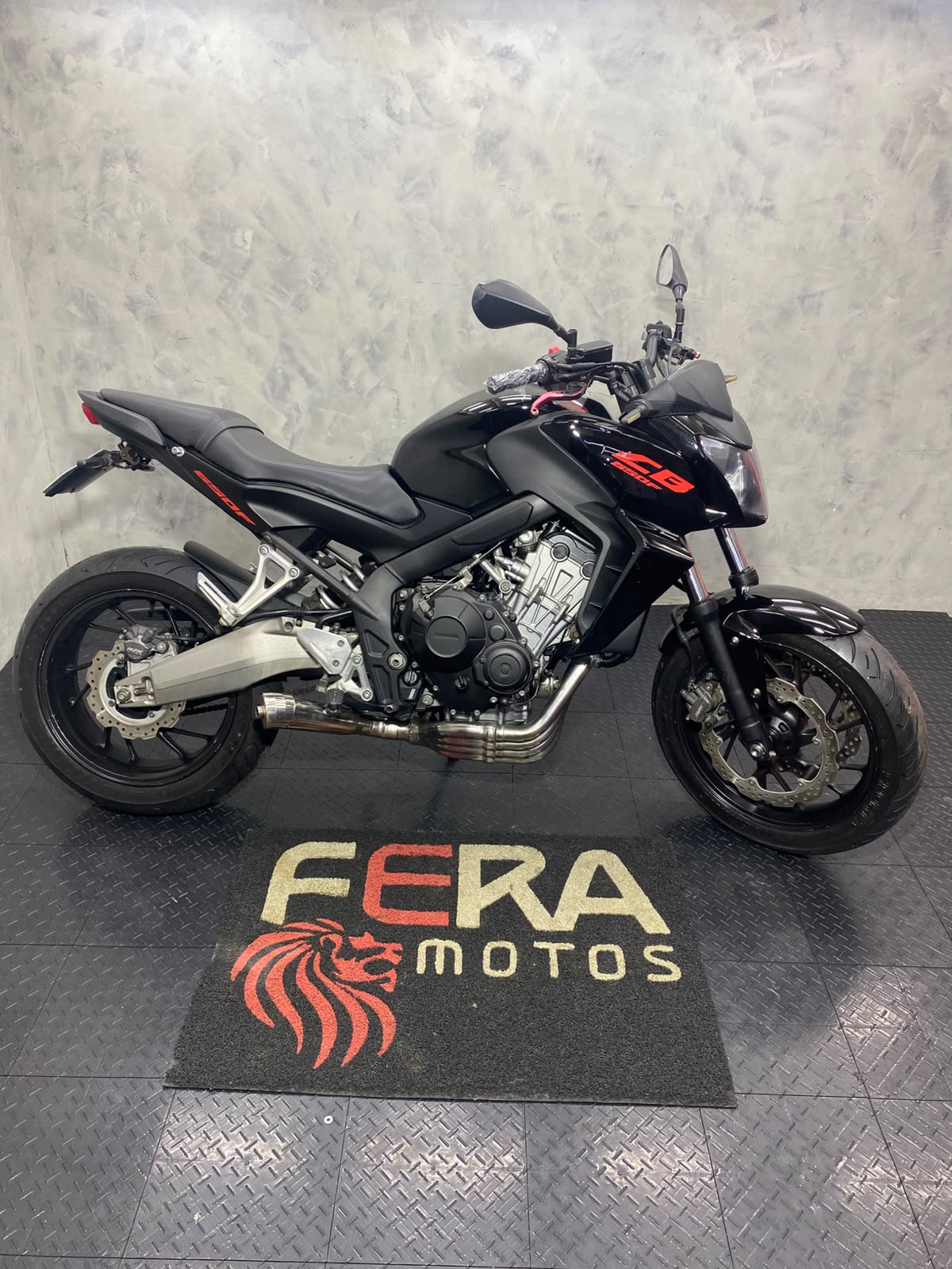 HONDA CB650F ANO 2015 - Imagem 1