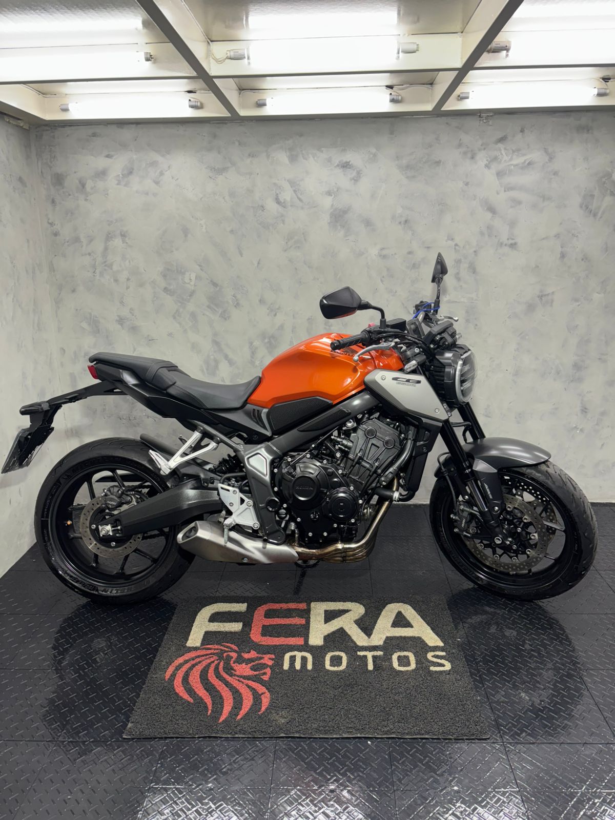 HONDA CB 650R 2024 - Imagem 1