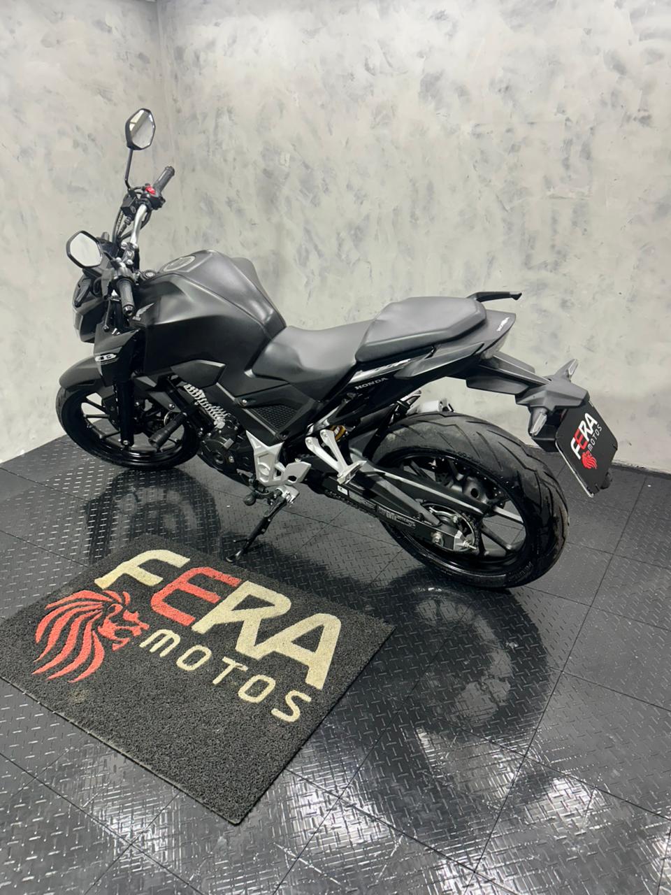 HONDA CB300F TWISTER 2024 - Imagem 2