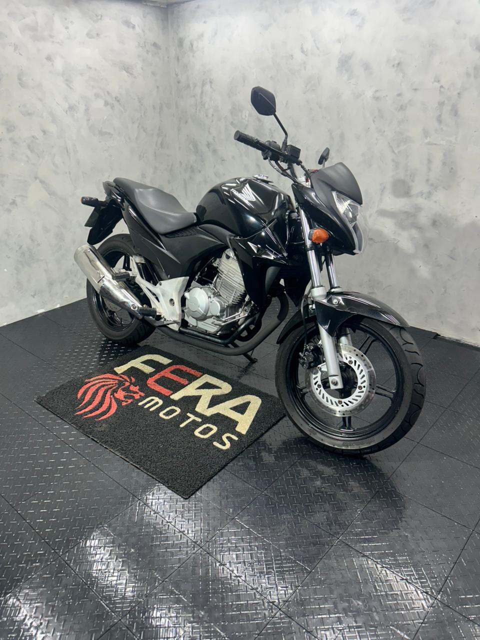 HONDA CB300R ANO 2014