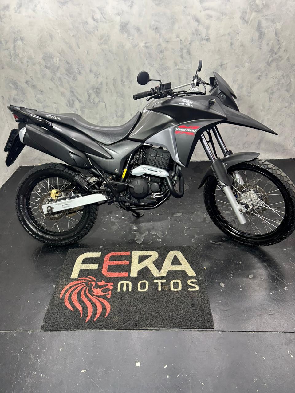 HONDA XRE 300 | ANO 2013 - Imagem 1