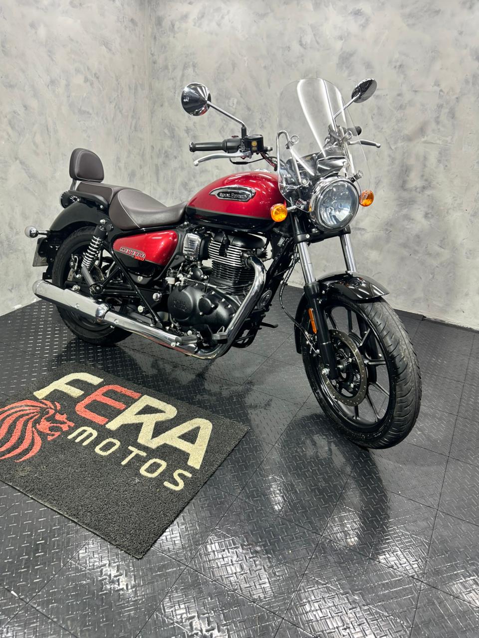 ROYAL ENFIELD METEOR 350 SUPERNOVA 2024