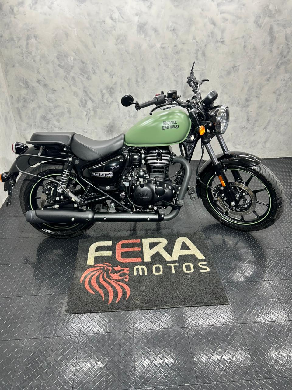 ROYAL ENFIELD METEOR 350 FIREBALL 2025 - Imagem 1